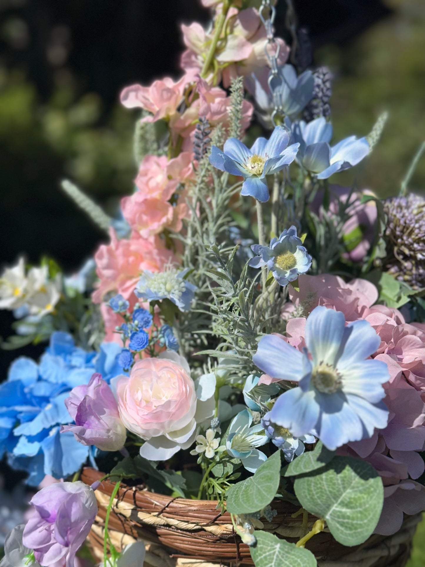 Tallulah hanging baskets & wreath