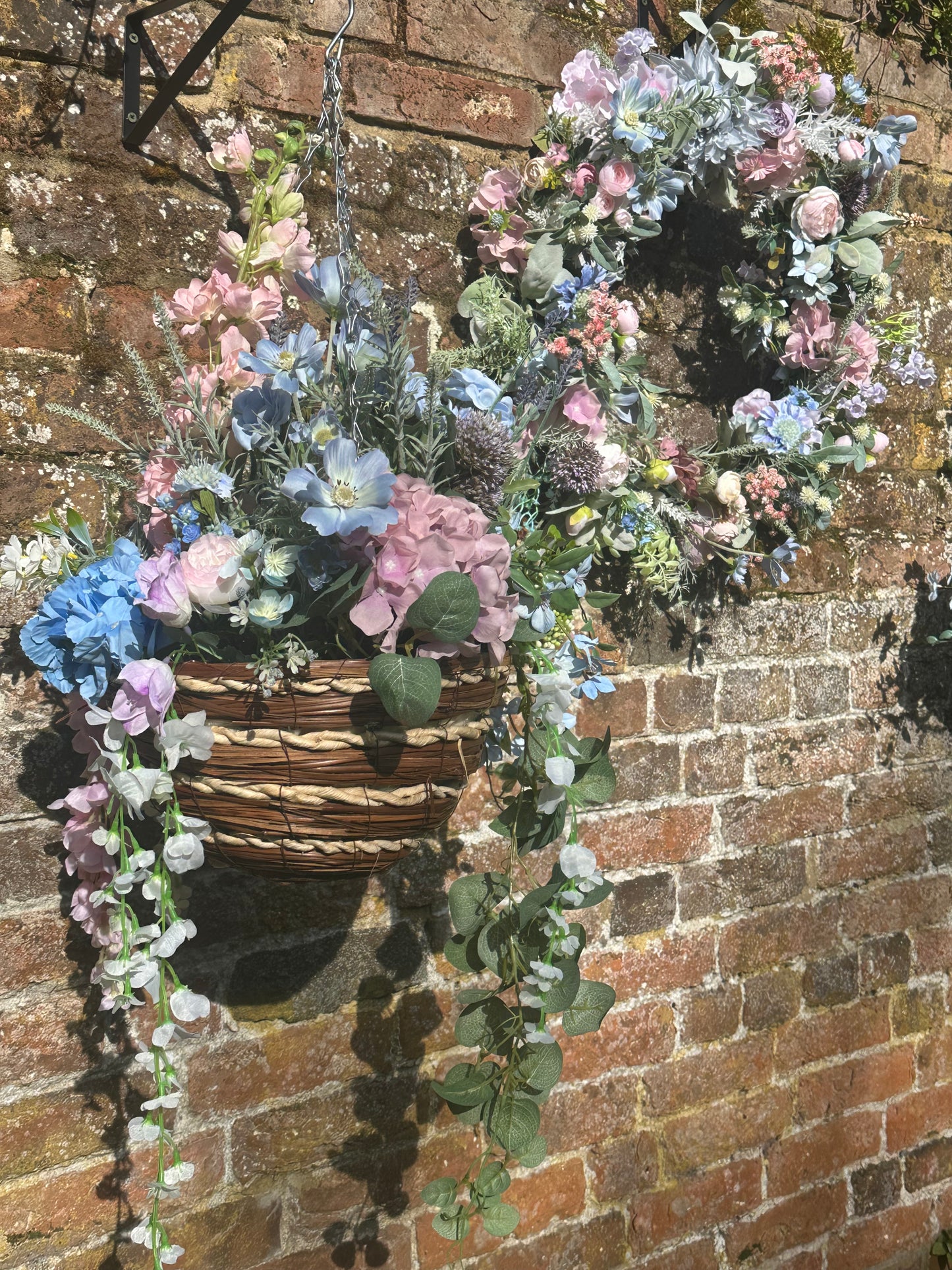Tallulah hanging baskets & wreath