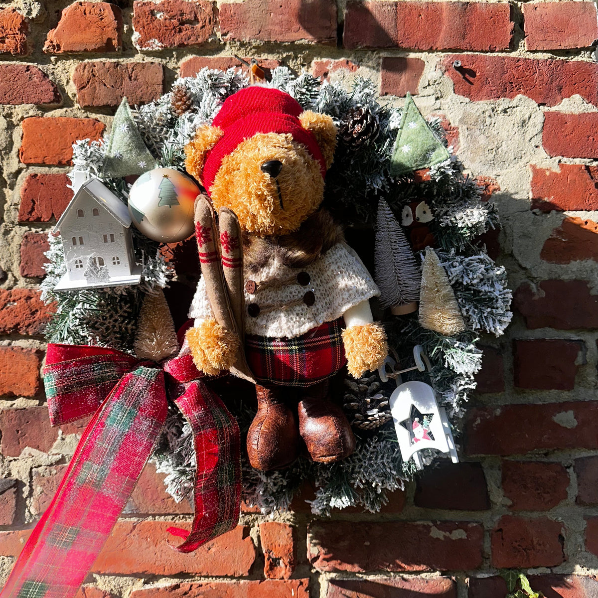 Paddy gone skiing wreath