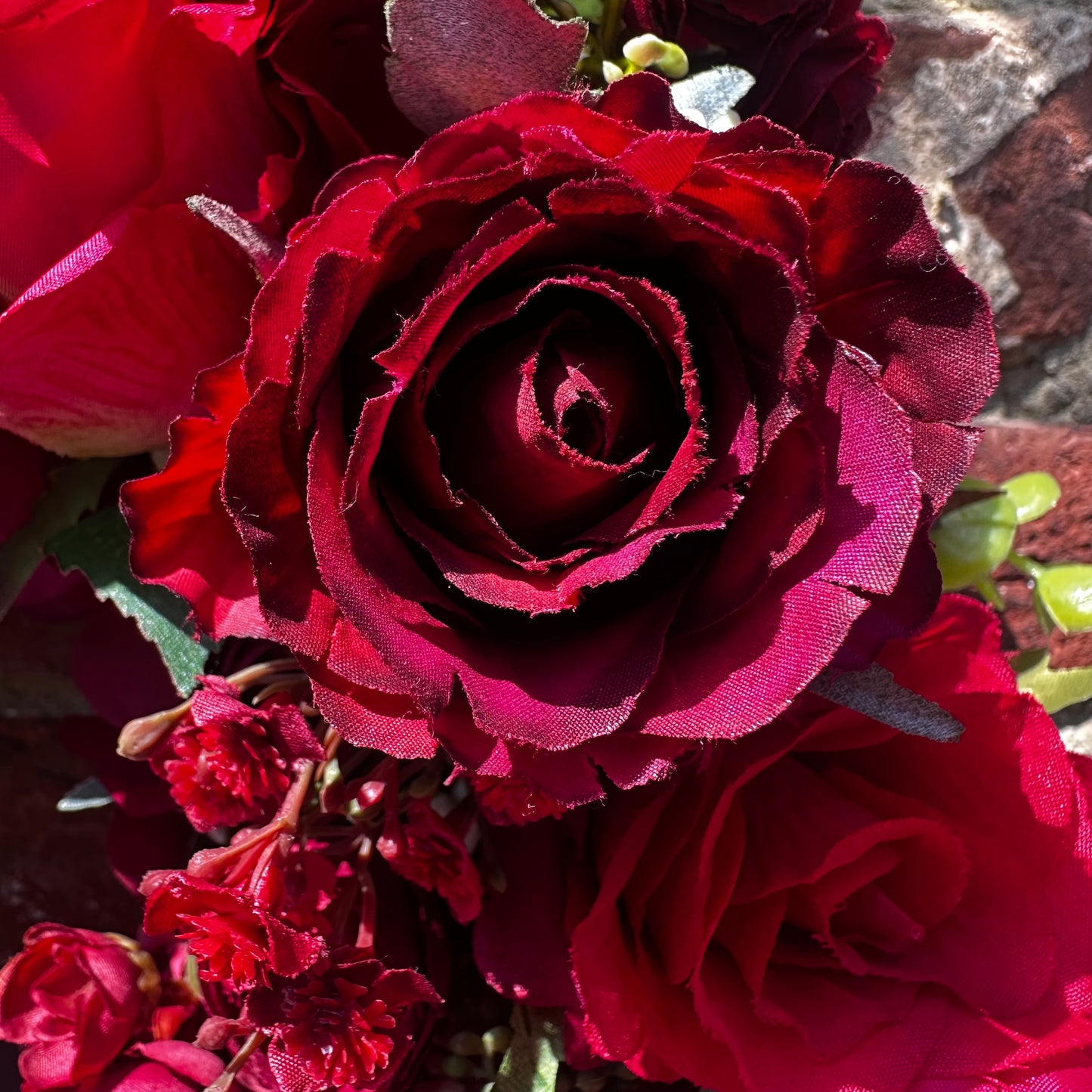 Renata Deep reds wreath