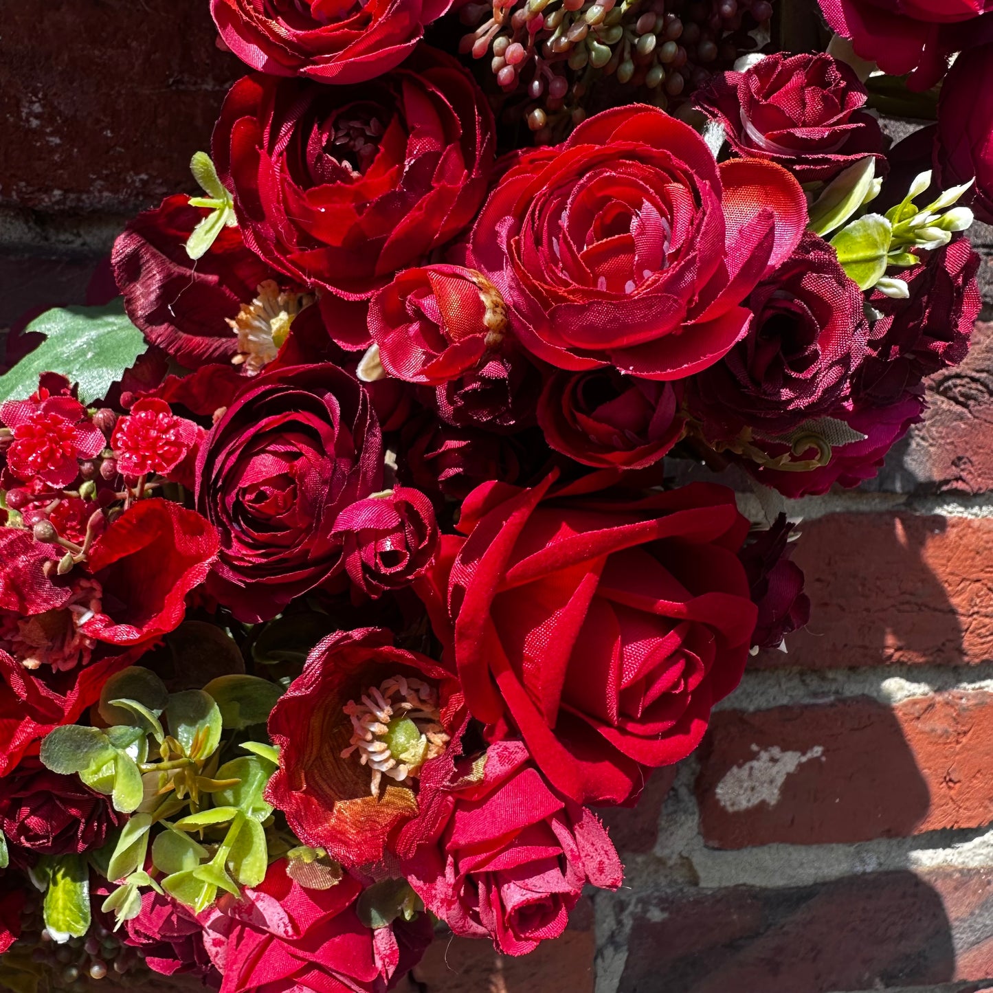 Renata Deep reds wreath