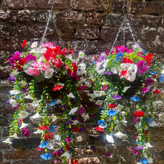 “Victoria” Petite hanging basket