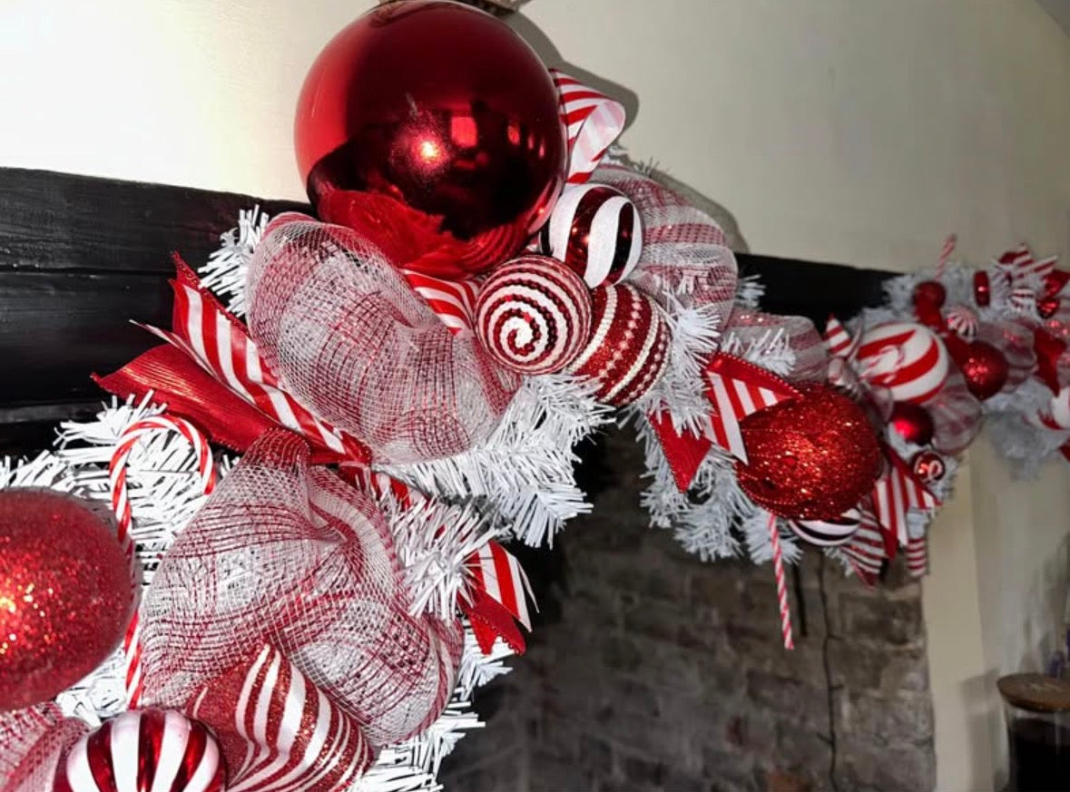 White 9ft Candycane garland. Red & white