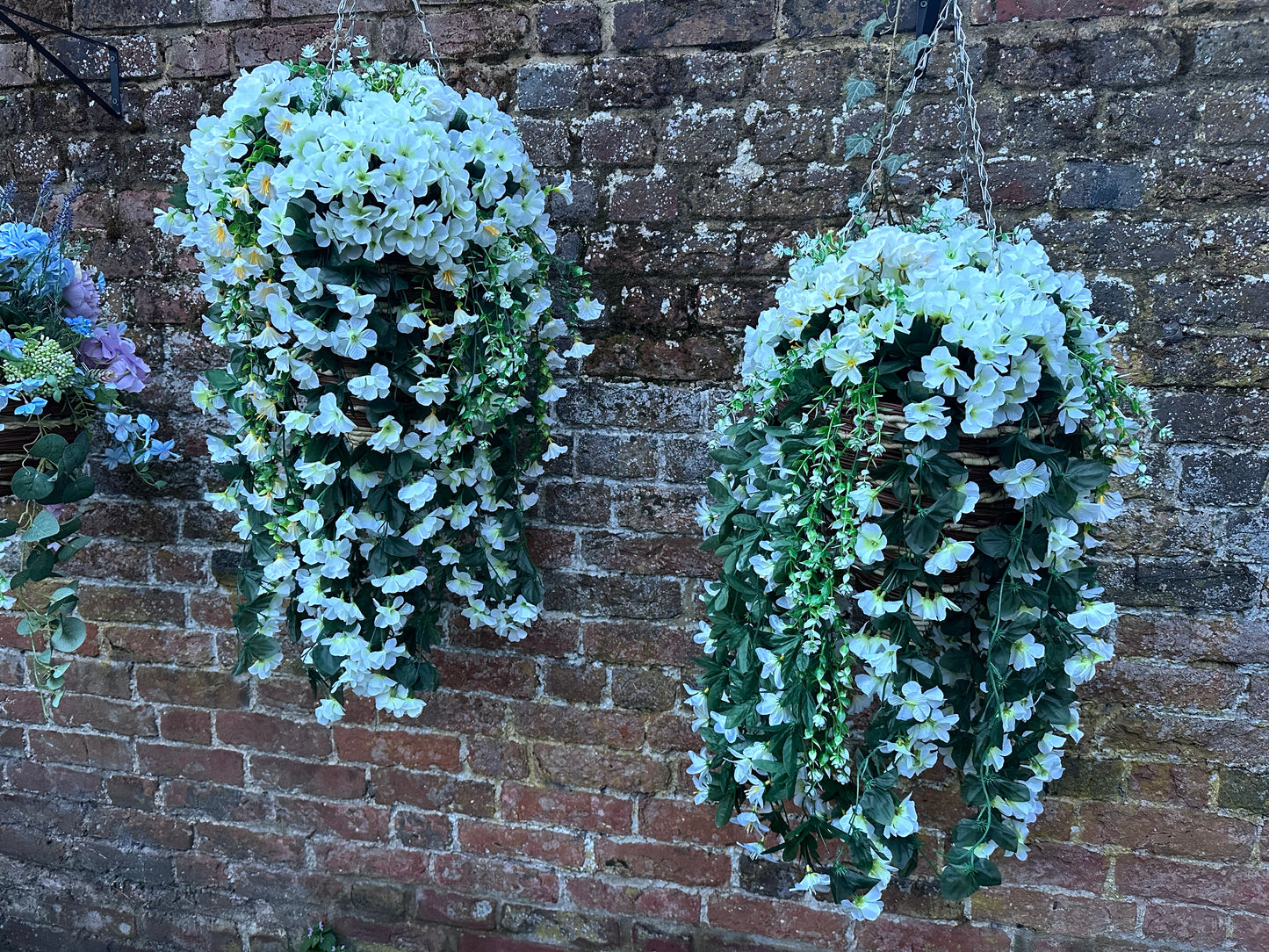white standard hanging baskets
